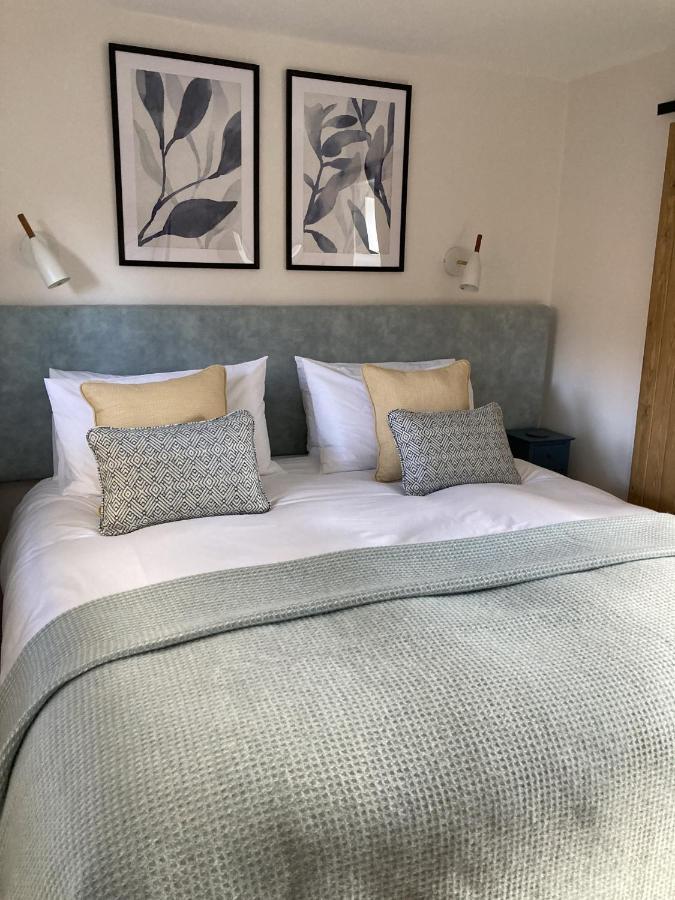 Finwood Farm Cottages-the Calf Shed And The Milk Parlour * Henley-in-Arden